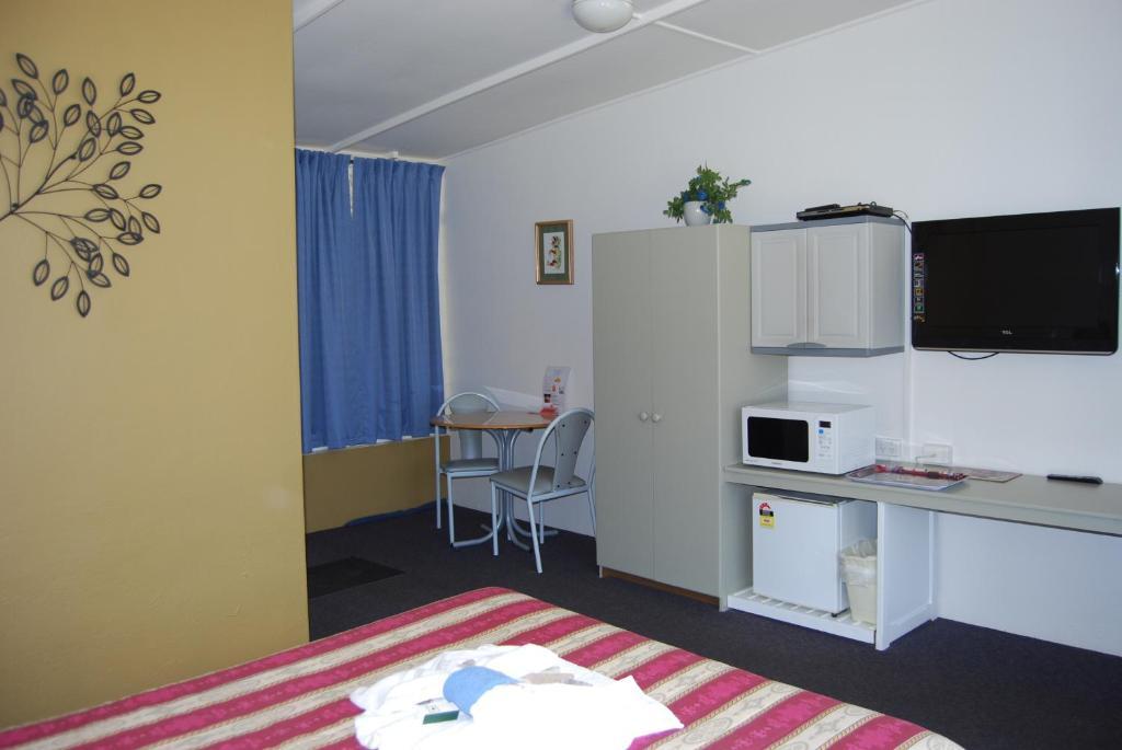 Holbrook Settlers Motel Room photo